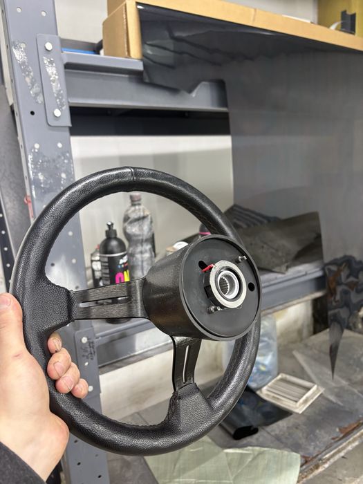 Спортивный руль на 2107