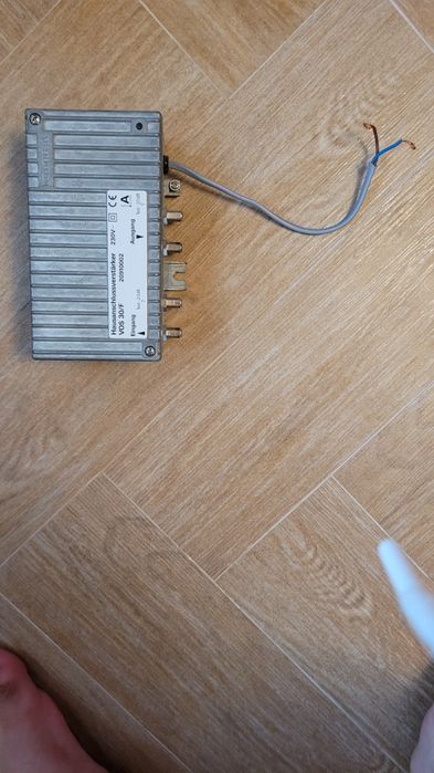 Amplificator de televizor