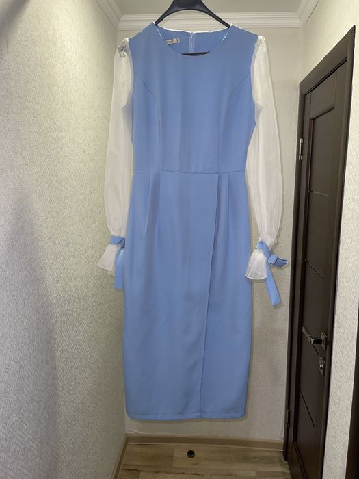 Платья в хорошем состоянии