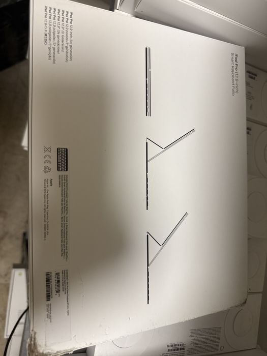 Husa apple ipad pro 12.9 smart keyboard folio nou original