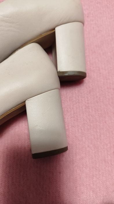 Дамски обувки Hőgl, размер 39, естествена кожа, безупречни