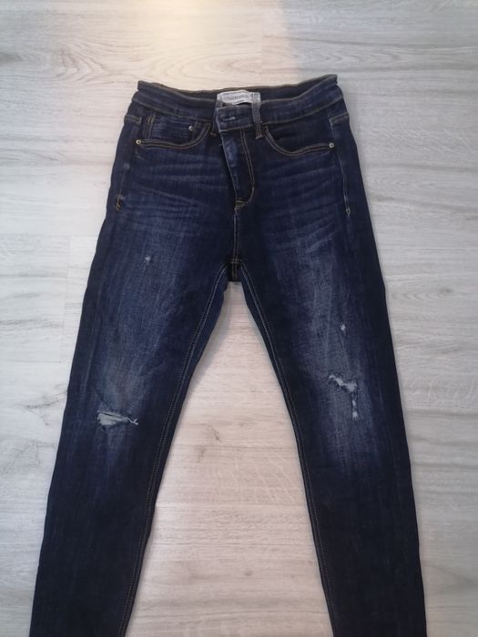 Дънки  Zara и Stradivarius