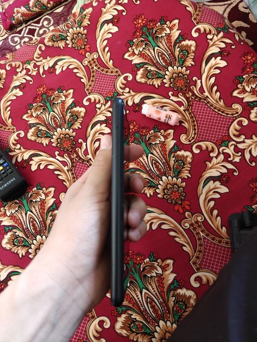 Samsung A12 продам