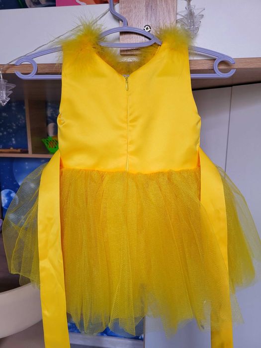 Красивое детское платье 80 размер