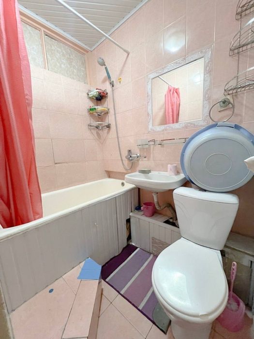 Срочно продается 1*2/4/4 42м2 максим горкый сайохат