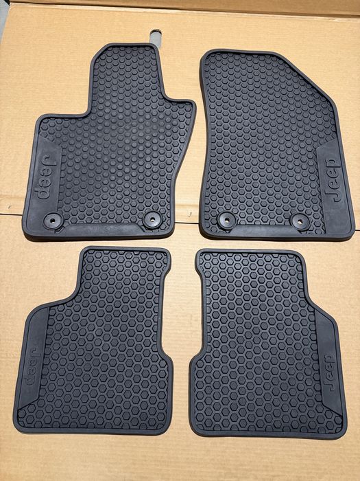 Set covorase jeep compass