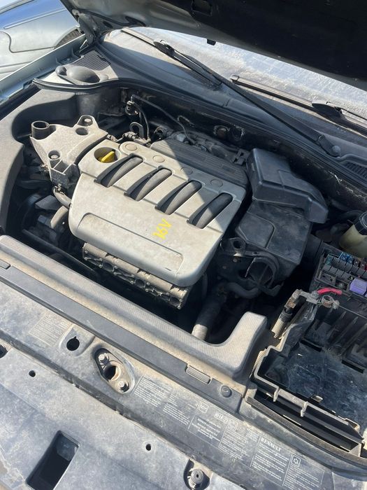 Dezmembrez laguna 2 1.4i 1.6i 1.8i 1.9dci