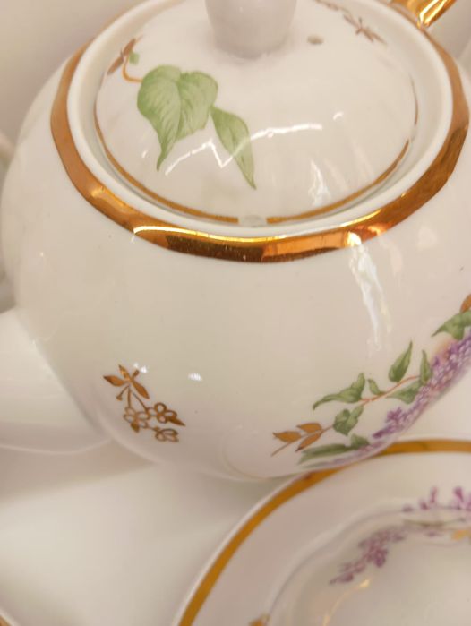 Руски порцелан. Сервиз .