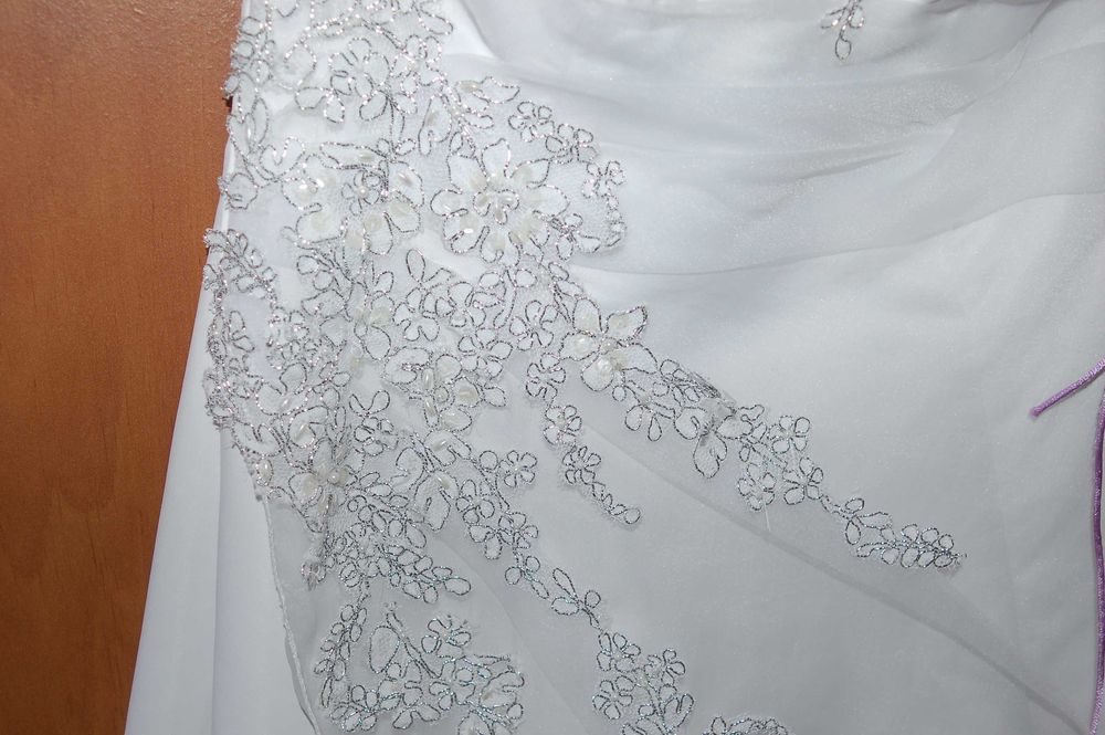 Булчинска рокля, по поръчка от Асеновград, много добро състояние