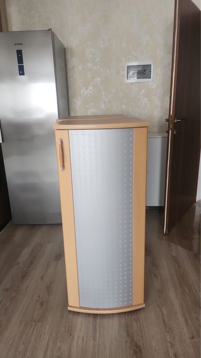 Продам шкаф, стол