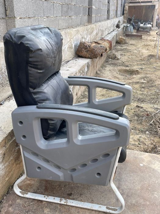 Кресло сатылады