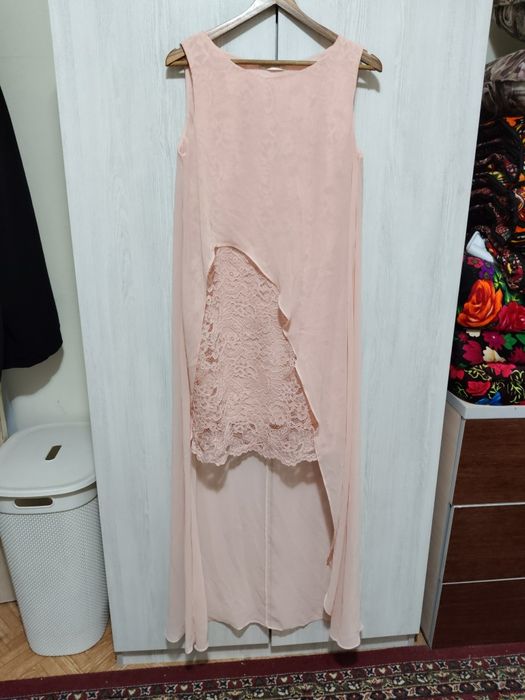 Вечерний платье очень хороший качестве