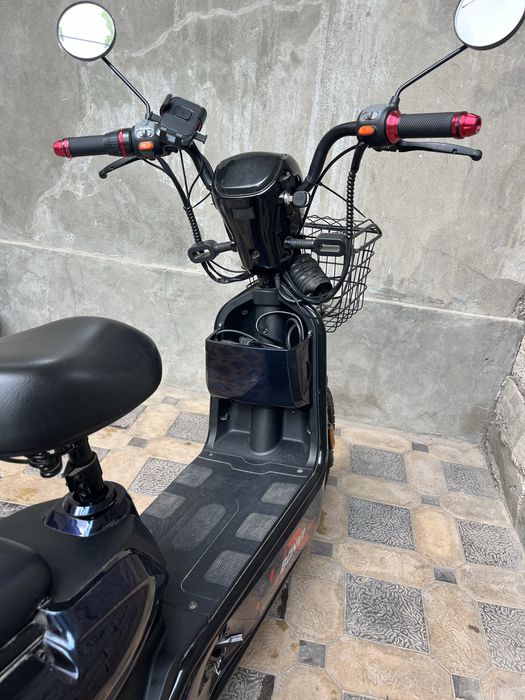 Bonvi elektroskuter
