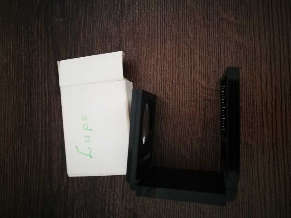 Лупа - настолна , за финна работа