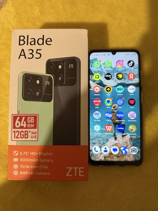 Продам телефон ZTE blade A35