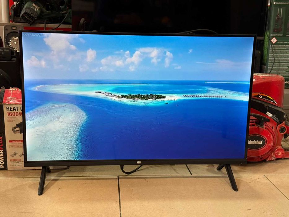 Smart телевизор NEO 32" – LED-32HS3M