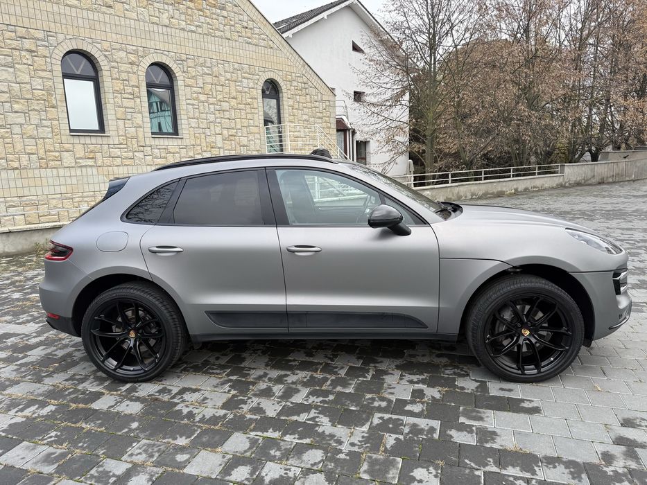Porsche Macan 2.0 Turbo 252CP / Automat PDK 7+1 /Euro 6 /An model 2017