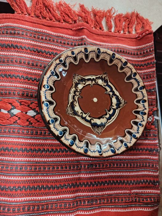 Разни битови чинии, битови купи