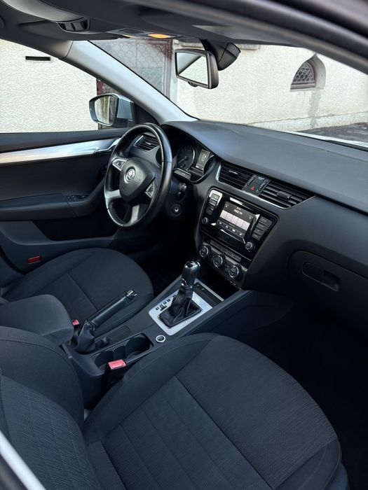 SKODA Octavia 2014 — imagine 5