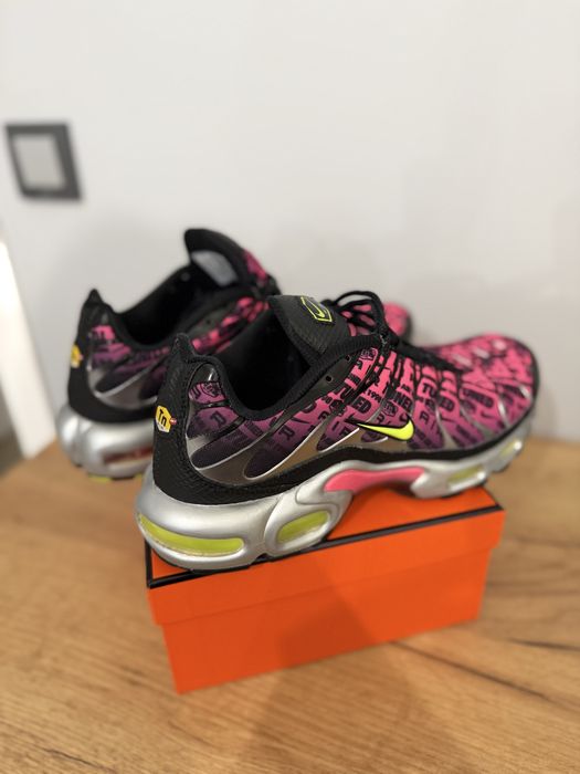 Nike TN Air Max Plus Tuned Air Hyper Pink