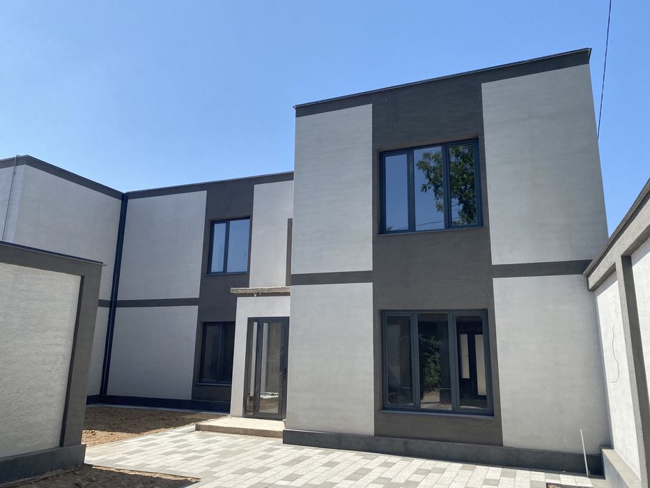 Евродом 240м2.     3 сотки