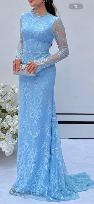 Платье вечернее