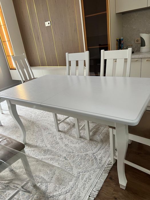 Продается стол и 6 стульев