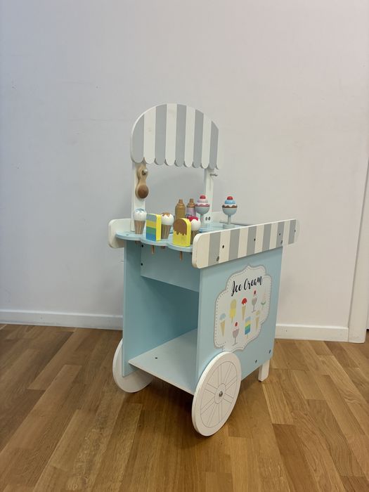 Magazinul de inghetata