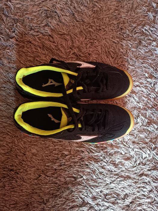 Маратонки mizuno