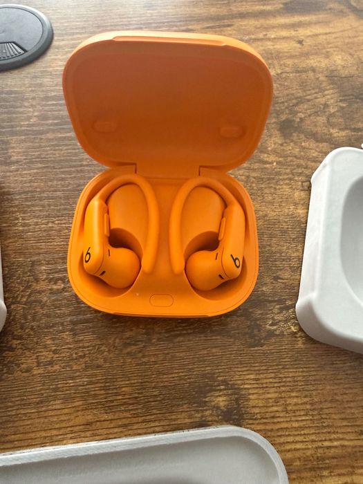 Безжични слушали Apple Powerbeats Pro 2