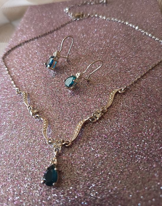 Елегантен комплект Swarovski – колие и обеци | Подарък сребърна гривна | 45 €