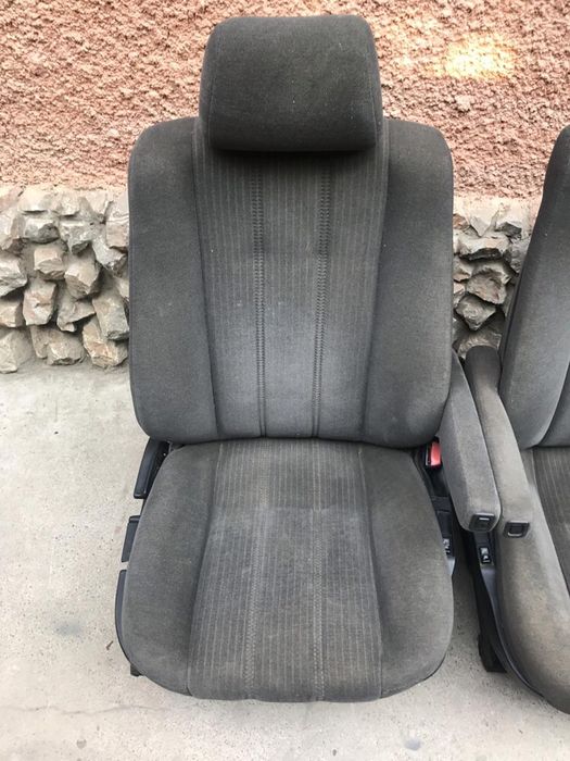 Сидения перед BMW e34