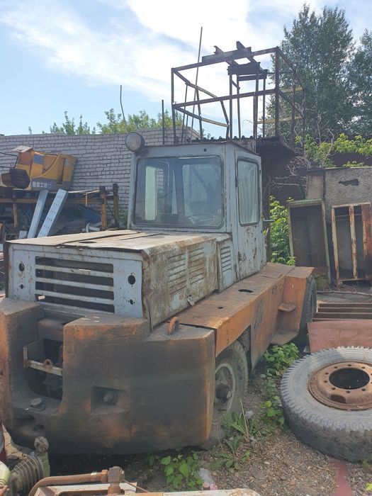 Продам погрузчик вилочный  газ