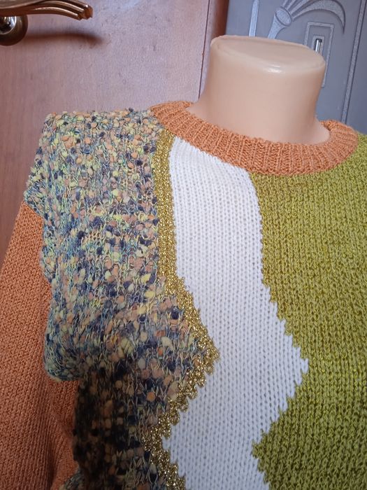 Джемпер новый женский 46размер