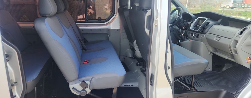 Renault Trafic 8+1 locuri