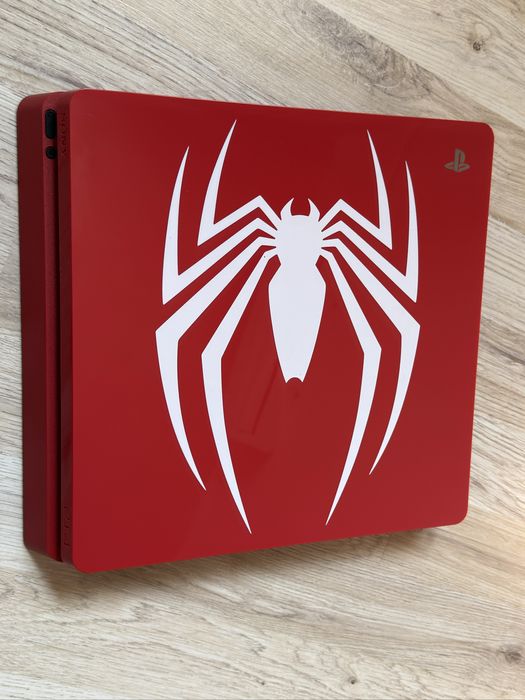 Playstation 4 Slim Spiderman Limited Edition, impecabila !