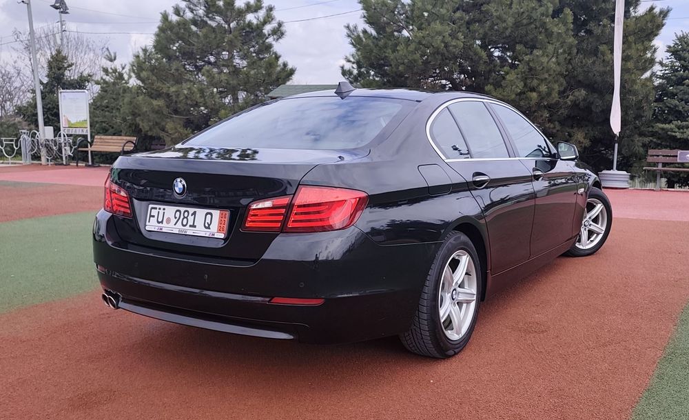 BMW seria 5/520/f10/piele/automată/navi mare/memorii/bi-xenon/Germania