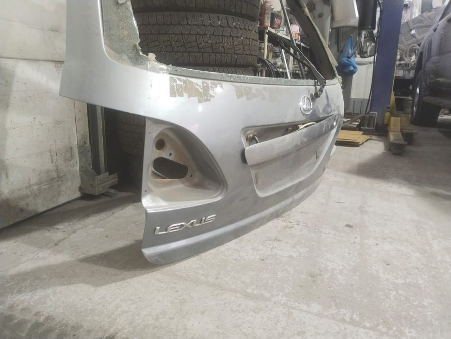 Крышка багажника RX 300