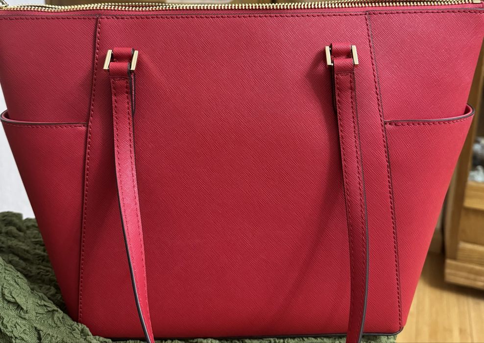 Сумка  Майкл Корс красная