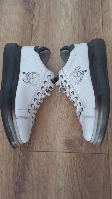 Adidasi Karl Lagerfeld