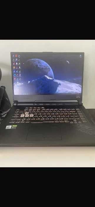 Ноутбук Asus rog stix