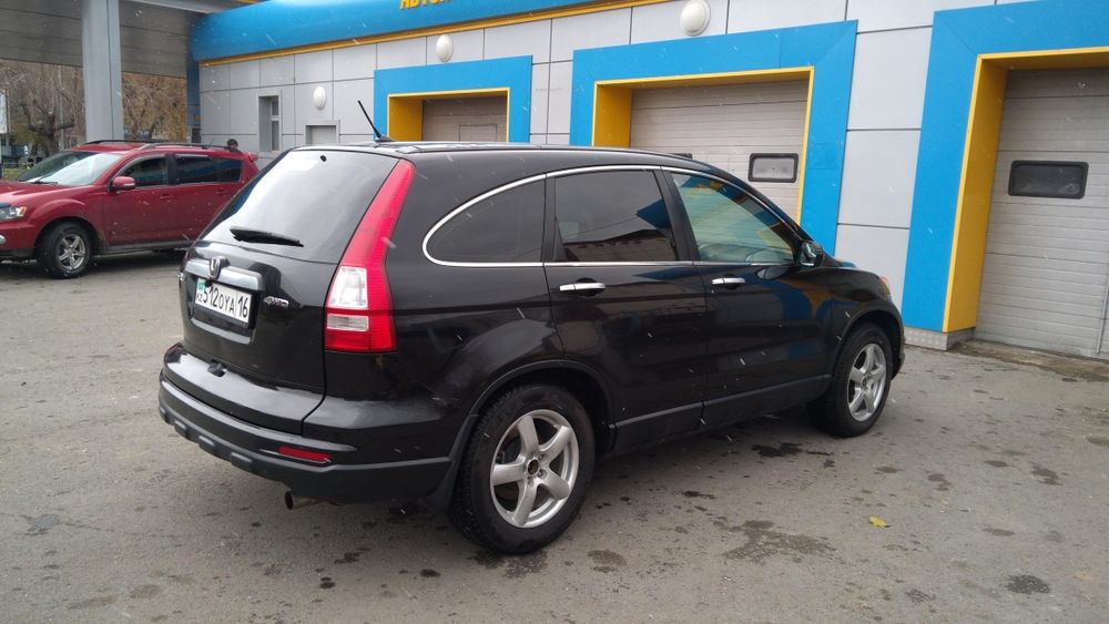 Машина Honda CRV