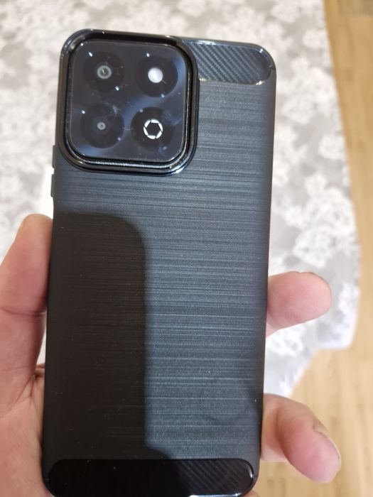 Продавам телефон Honor 200 Smart