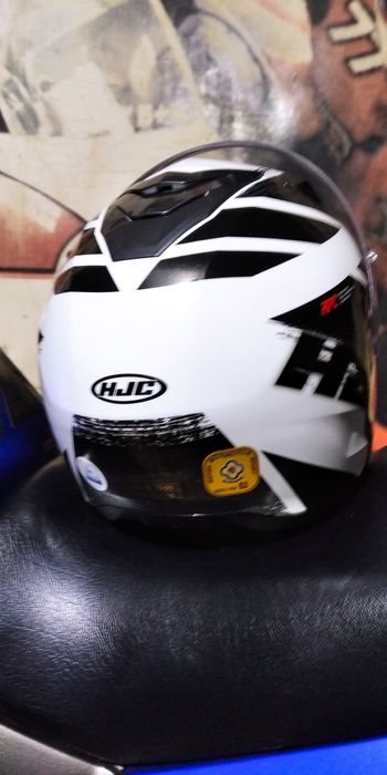 Каска за мотор HJC i70
