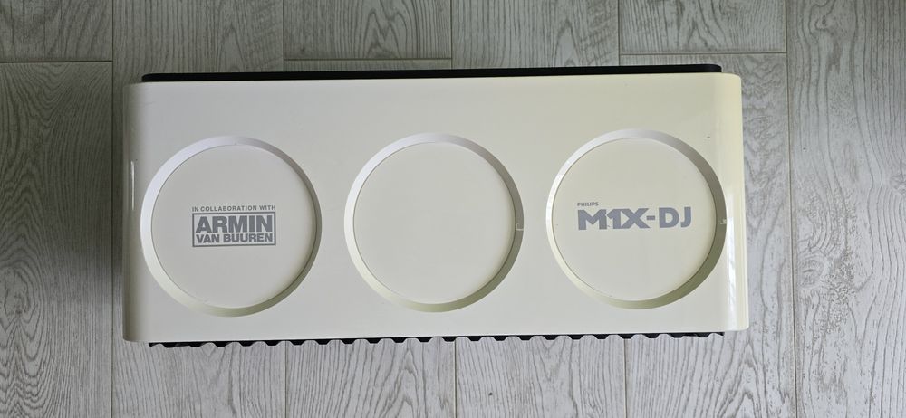 Sistem Philips M1X-DJ Armin Van Buuren