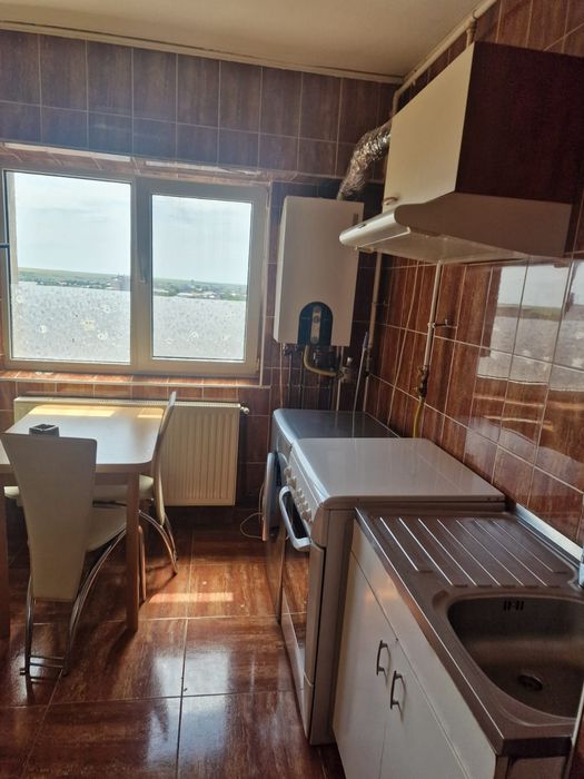 Apartament 2 camere de închiriat, sensul giratoriu