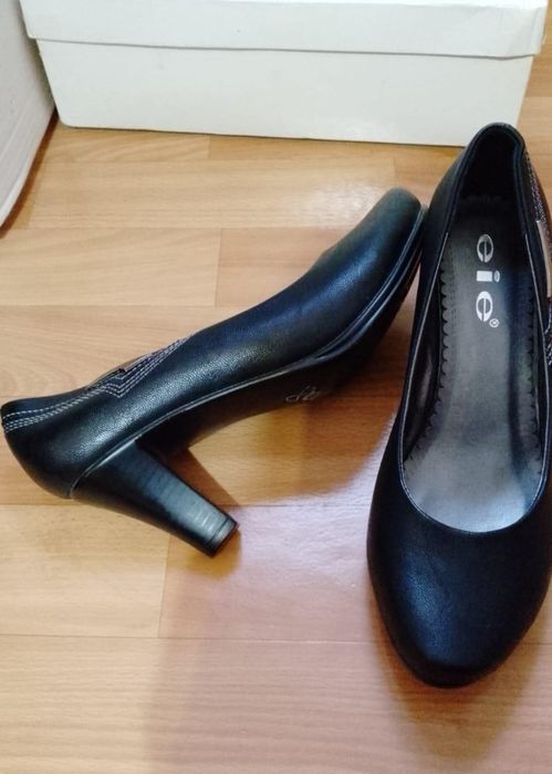 Женские туфли новые