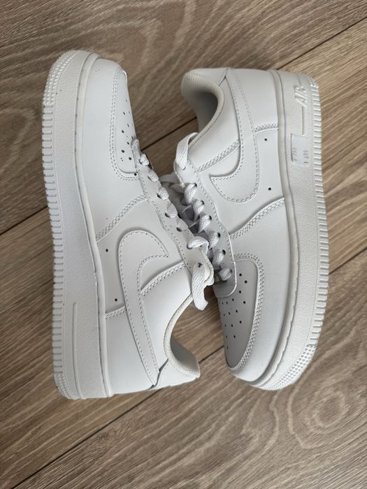 Кеды найк люкс  белые