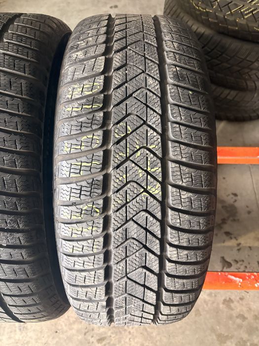 Anvelope iarna 245/45/18 Pirelli Winter Sottozero 3 245 45 18 R 18