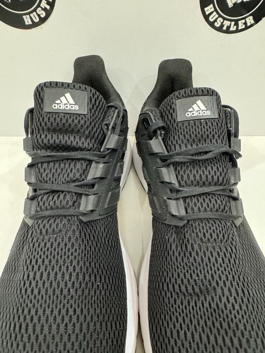 Маратонки ADIDAS.Номер 45.5